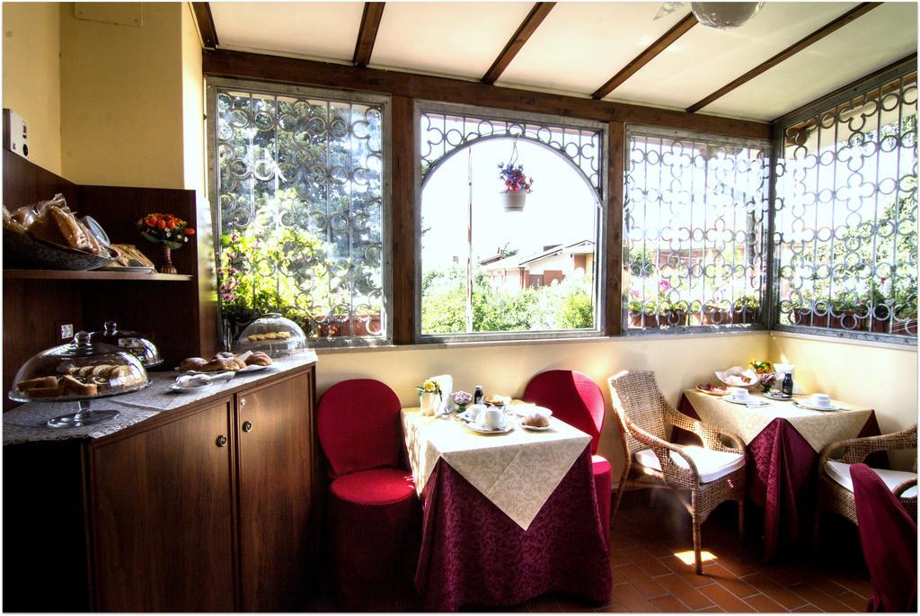 チャンピーノ B＆B　デッリ　アミーチ Bed & Breakfast エクステリア 写真