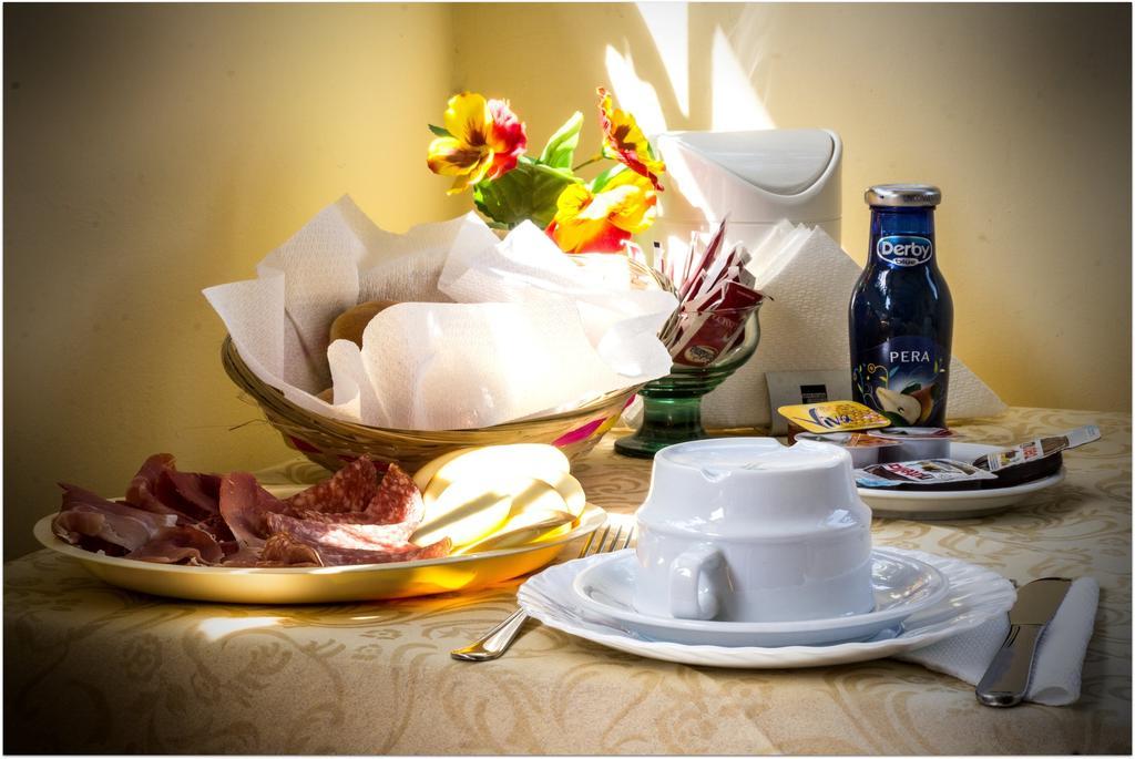 チャンピーノ B＆B　デッリ　アミーチ Bed & Breakfast エクステリア 写真
